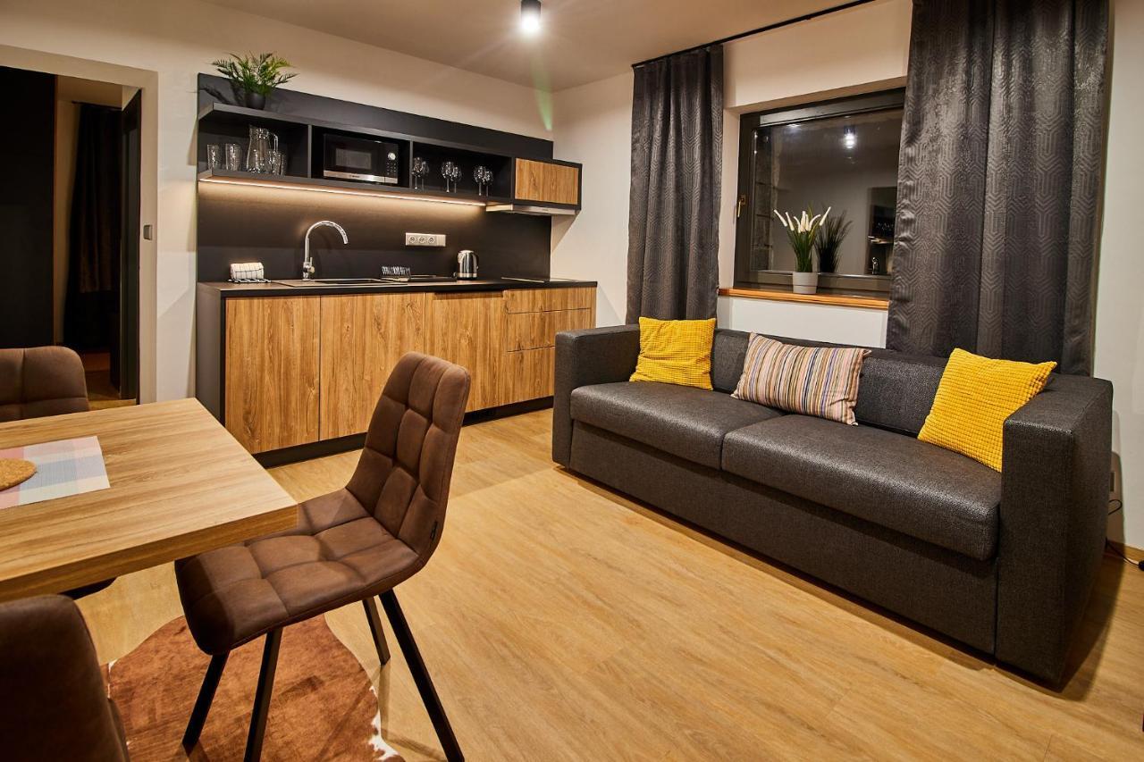 Apartmany Vysluni Špindlerŭv Mlýn Eksteriør billede